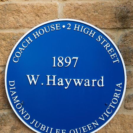 Historic Cotswold Chic Style For Uk Staycation Bourton-on-the-Water Exterior photo