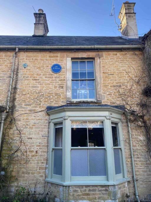 Historic Cotswold Chic Style For Uk Staycation Bourton-on-the-Water Exterior photo